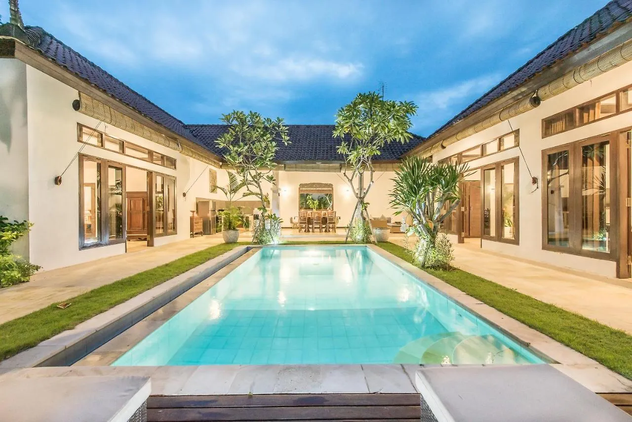 Villa Raju Seminyak   Seminyak (Bali)